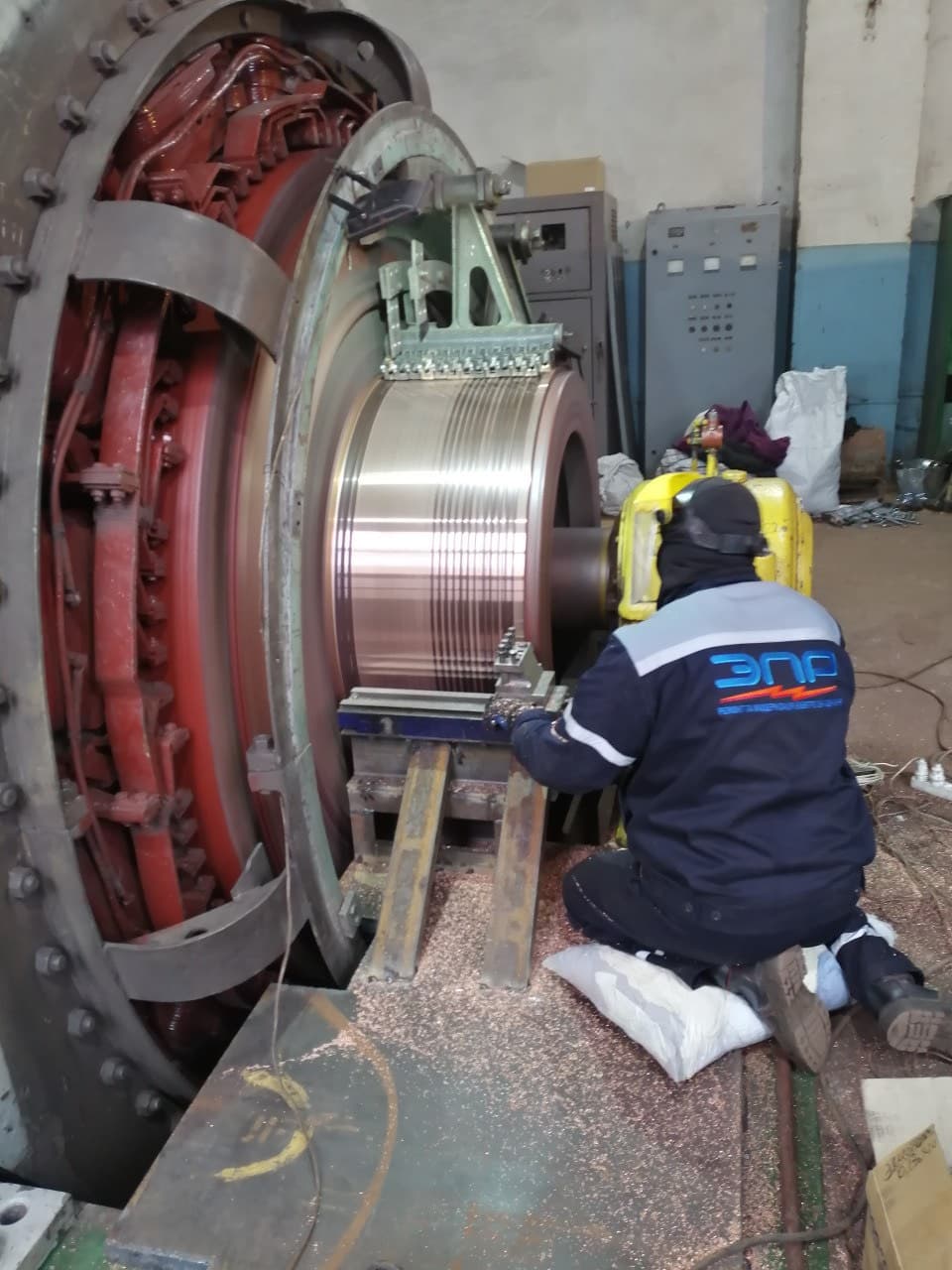 Repair of a rolling mill DC electric motor